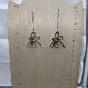 NWT Elegant Silver Drop Earrings